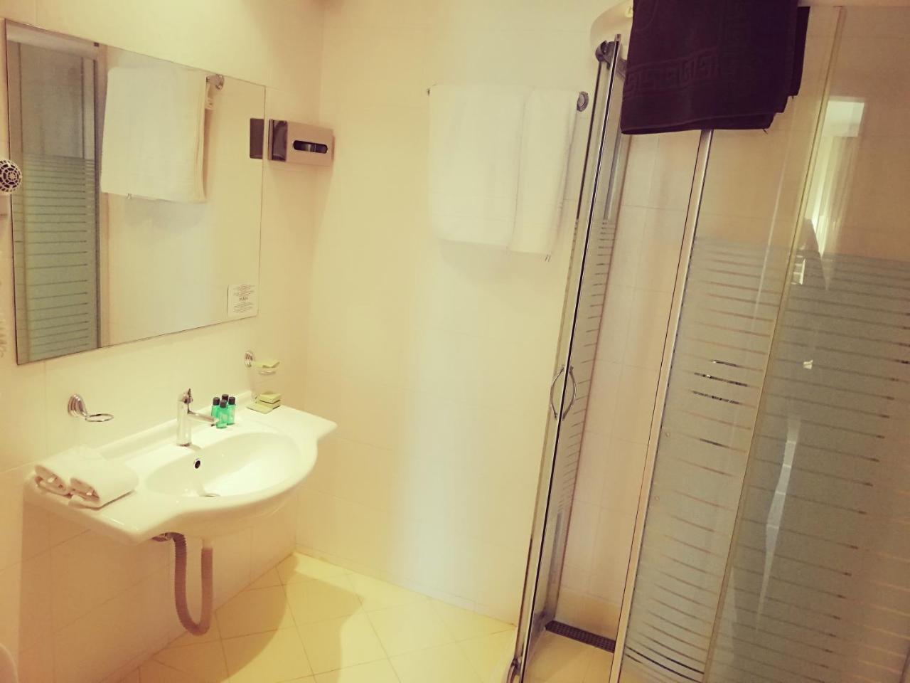 Hotel Plaza ブルガス エクステリア 写真